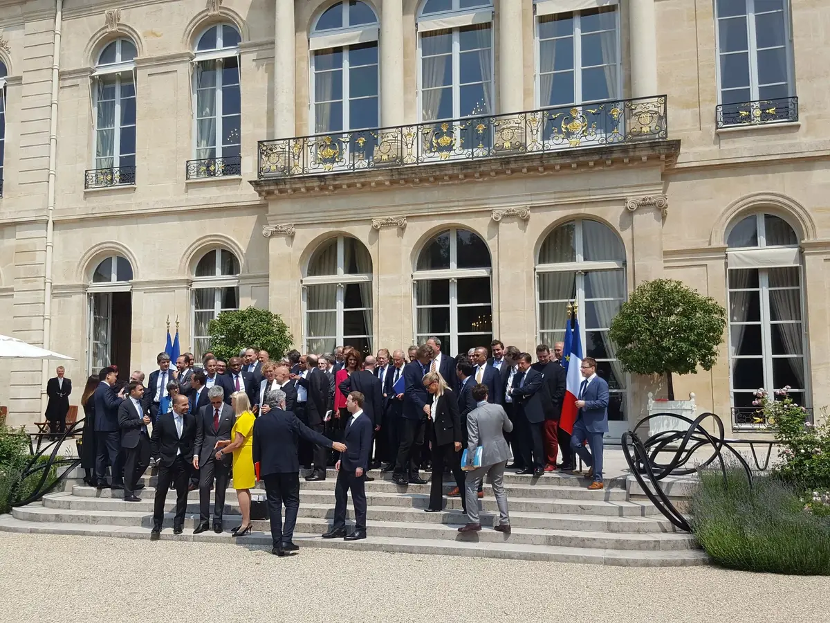 L'image du jour : Angela Ahrendts de passage à l'Élysée pour la TechForGood