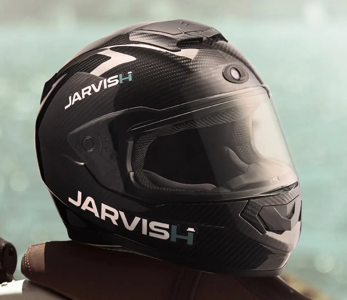 Le nouveau casque de moto de Jarvish se pilote avec l'assistant Alexa