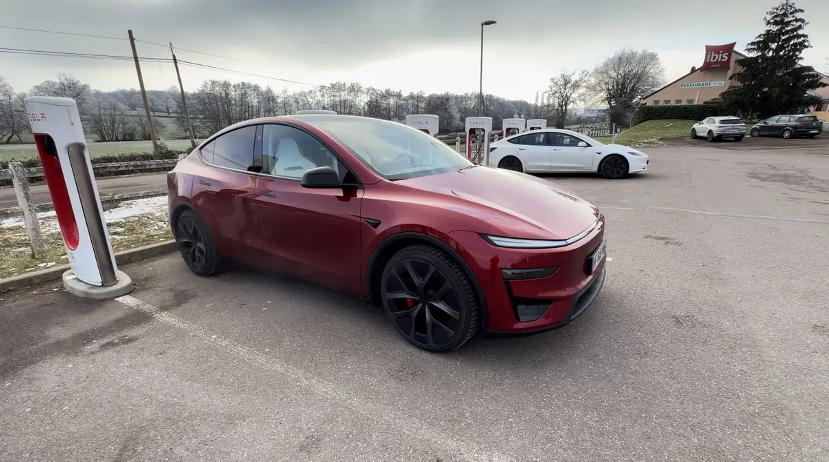 Essai v&eacute;rit&eacute; du Tesla Model Y Performance 2026&nbsp;: et si c'&eacute;tait la meilleure version&nbsp;?