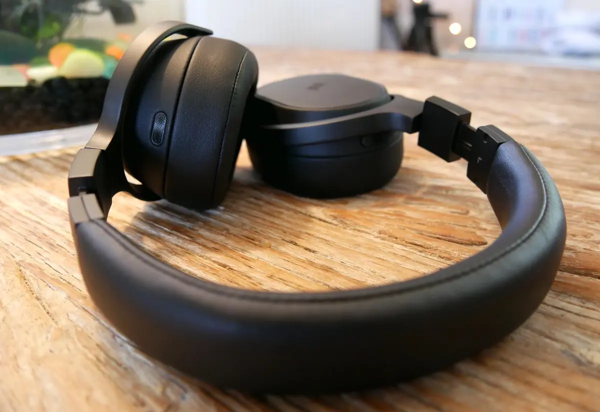 Test du casque Bluetooth avec ANC KEF Space One Wireless Porsche Design Black Edition