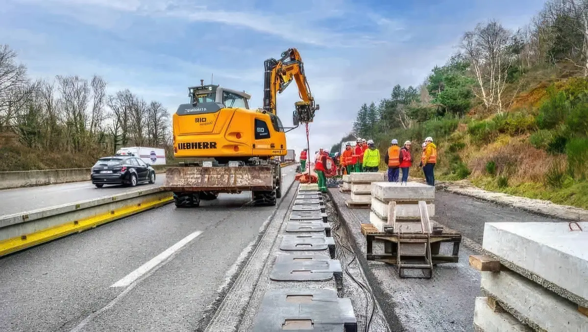 Recharge des voitures en roulant : l’autoroute A10 teste l’induction