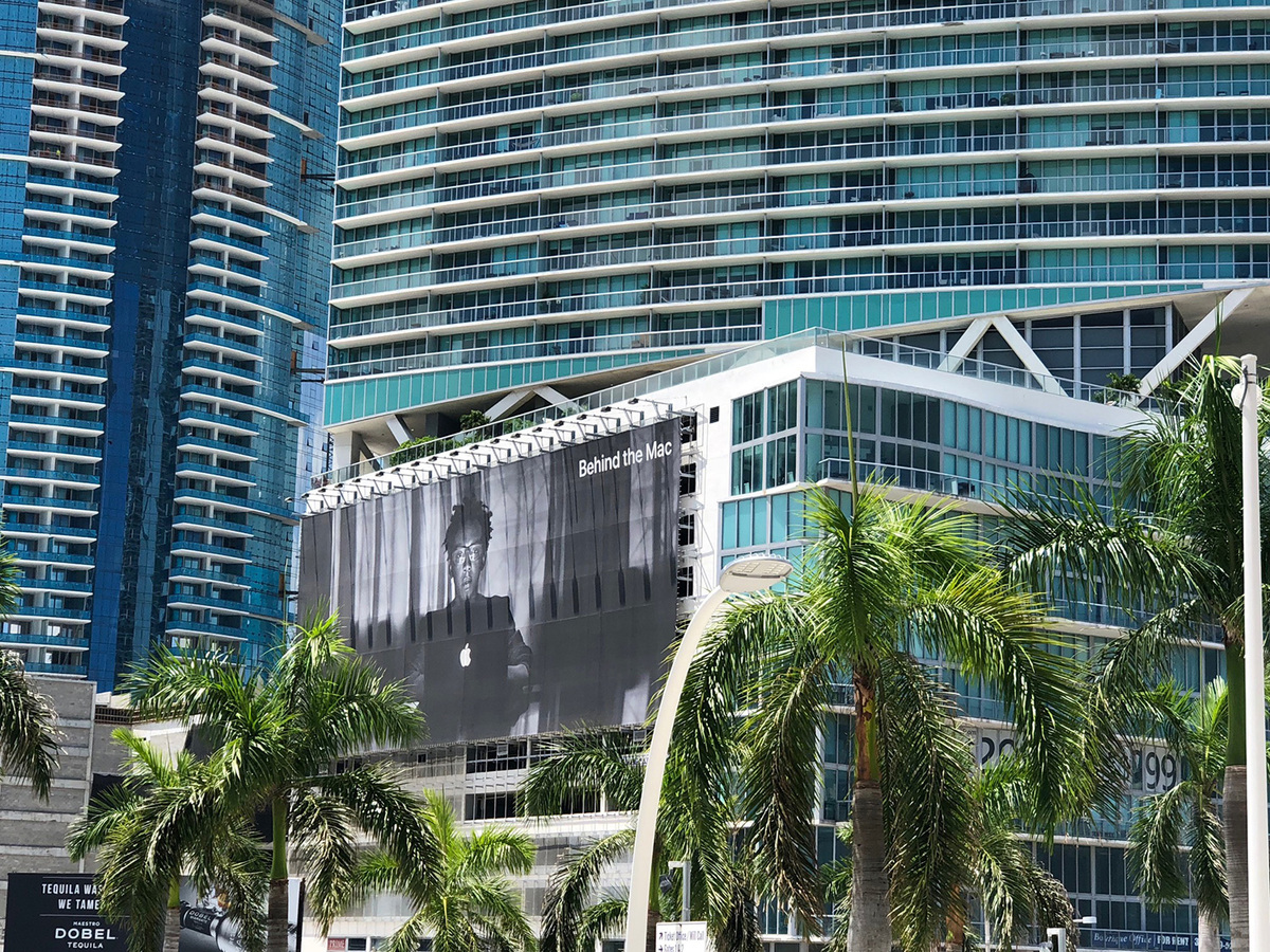 L'image du jour : Behind the Mac s'affiche dans le gigantisme de Miami