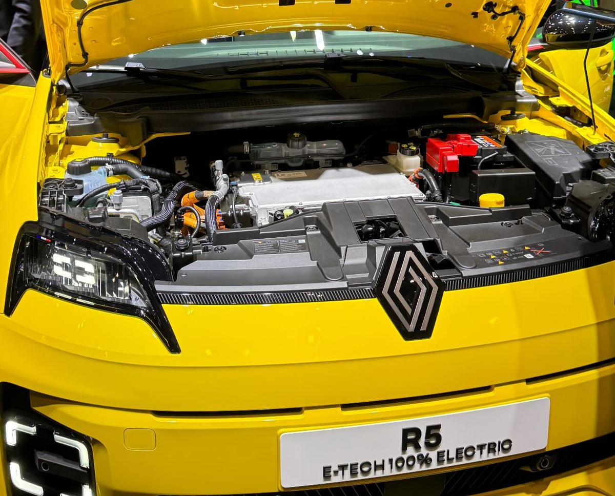 Entrepot R5e Tech Voici la Renault 5 E-Tech : tout ce qu'il faut savoir sur la future ...