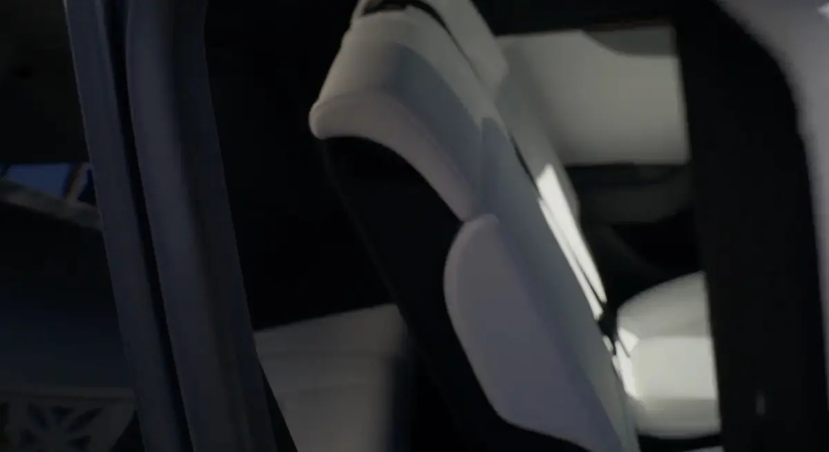 Le Tesla Model Y 7 places est disponible en Europe, livr&eacute; en avril