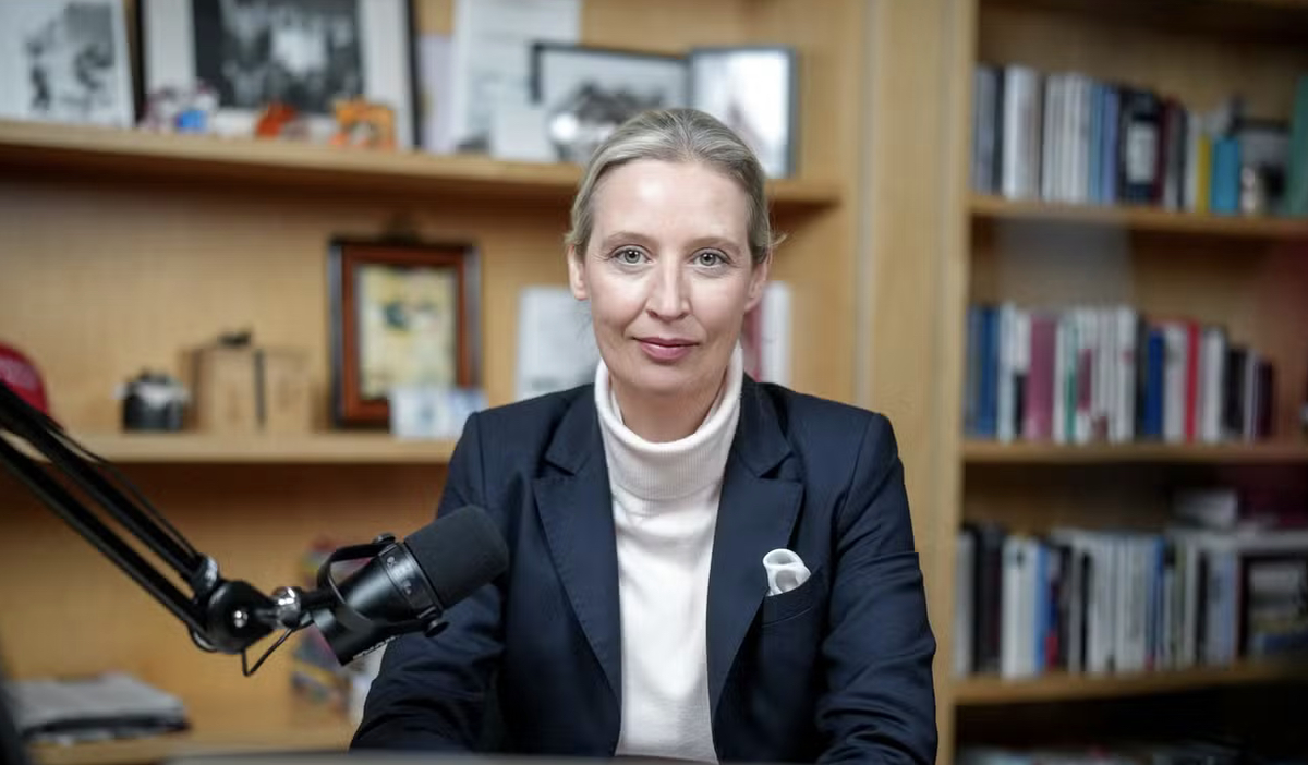 Alice Weidel, candidate de l'AfD allemande en interview avec Elon Musk sur X