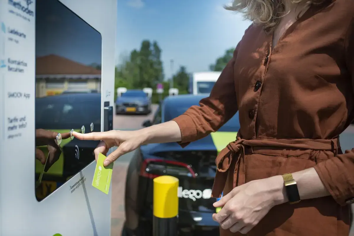 Et voilà, mauvaise nouvelle, c'est la fin de la recharge gratuite au travail