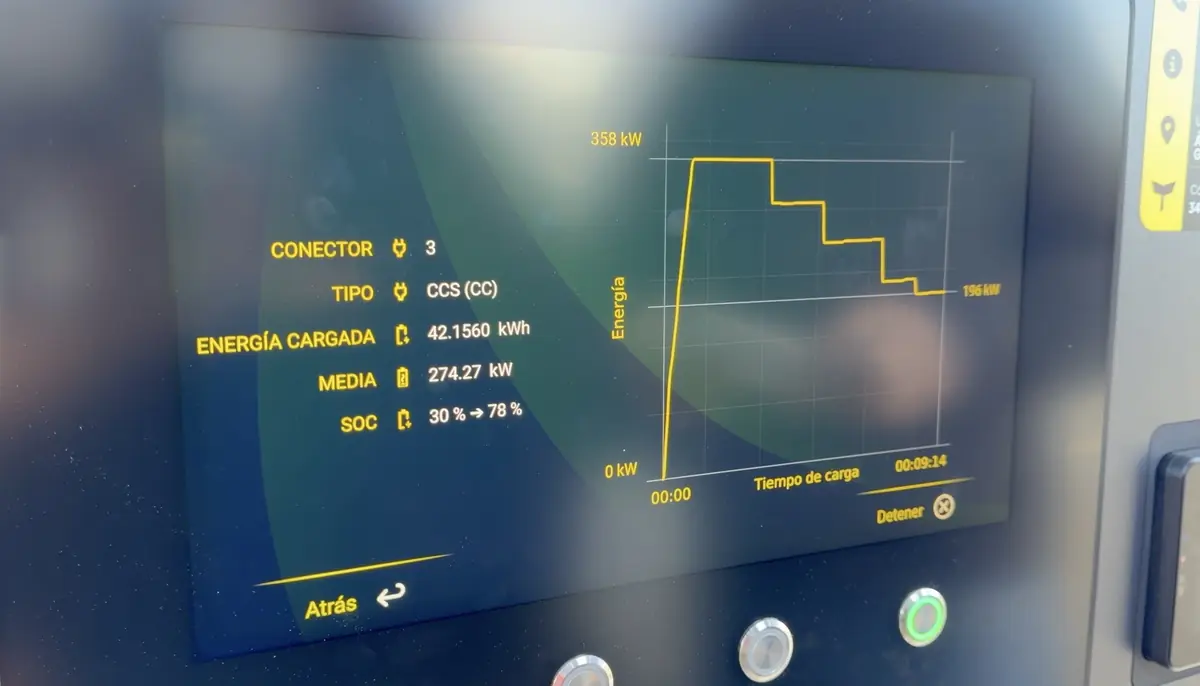 Essai XPeng P7+&nbsp;: le luxe et la charge en 12mn &agrave; partir de 45 990&euro;