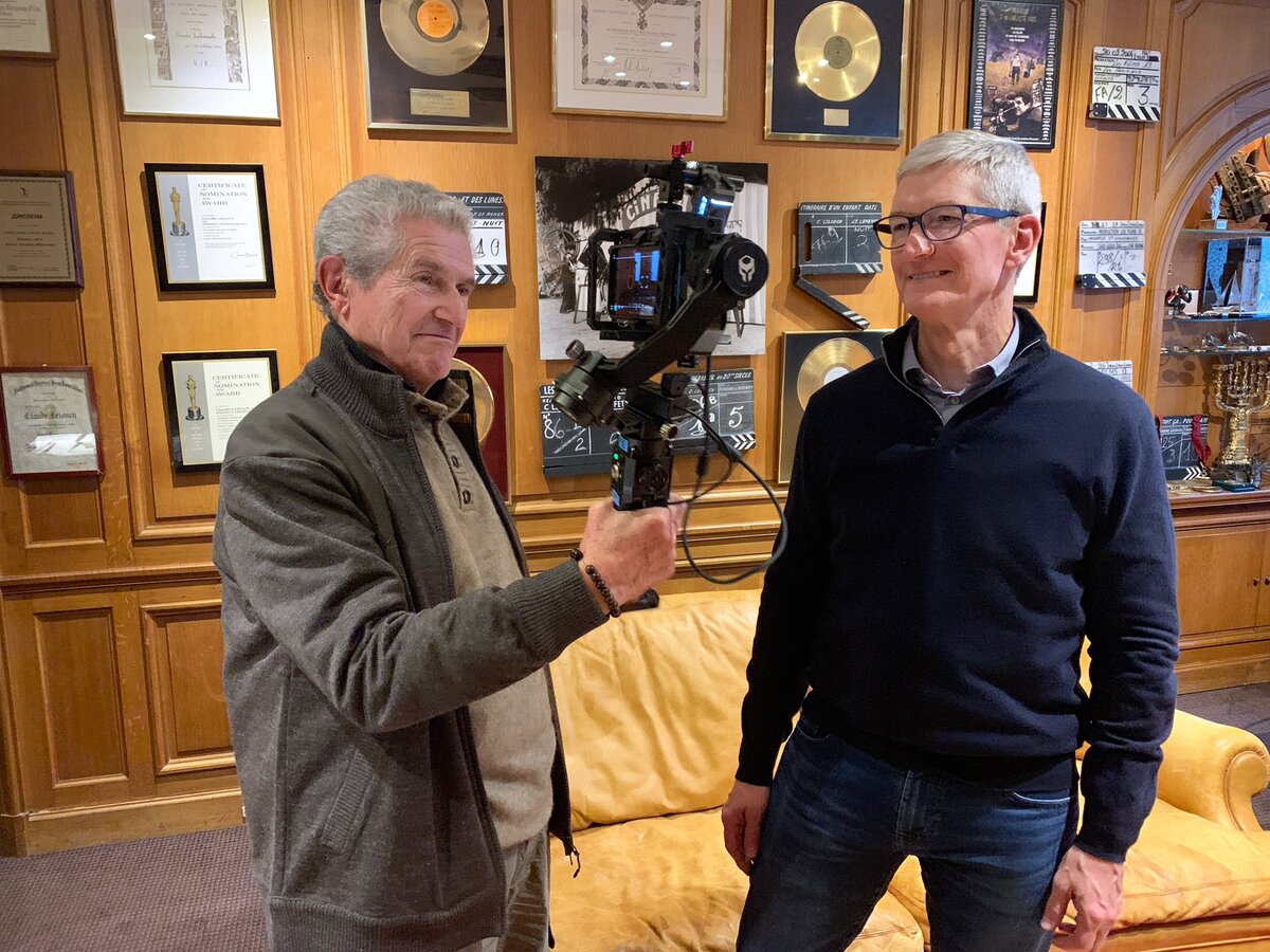 L'image du soir : Tim Cook a rencontré Claude Lelouch, ravi de filmer à l'iPhone