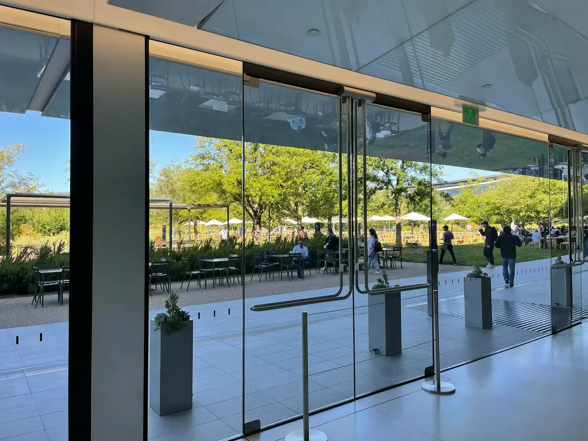 Quelques photos et vidéos exclusives d'Apple Park durant la WWDC 2022