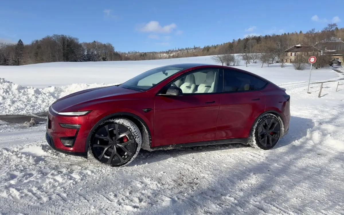 Essai v&eacute;rit&eacute; du Tesla Model Y Performance 2026&nbsp;: et si c'&eacute;tait la meilleure version&nbsp;?