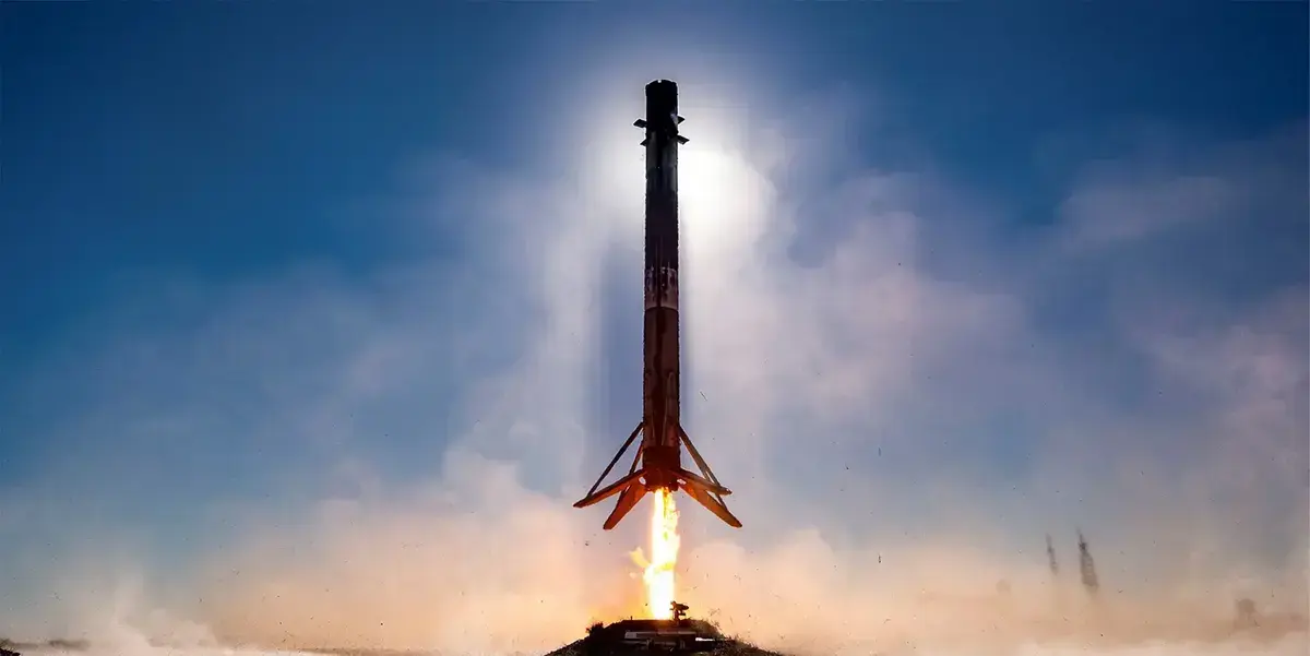 SpaceX atteint une valorisation record de 350 milliards