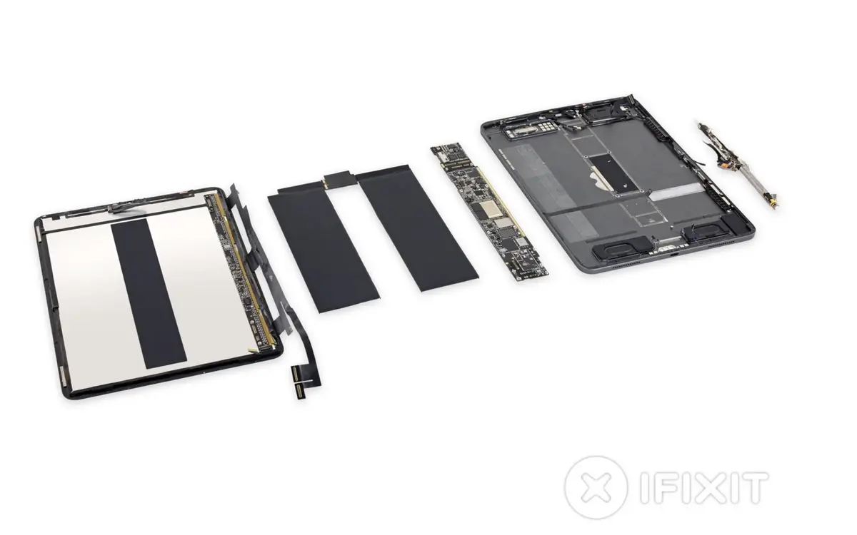 iPad Pro 11 pouces : iFixit dévoile une batterie légèrement plus petite