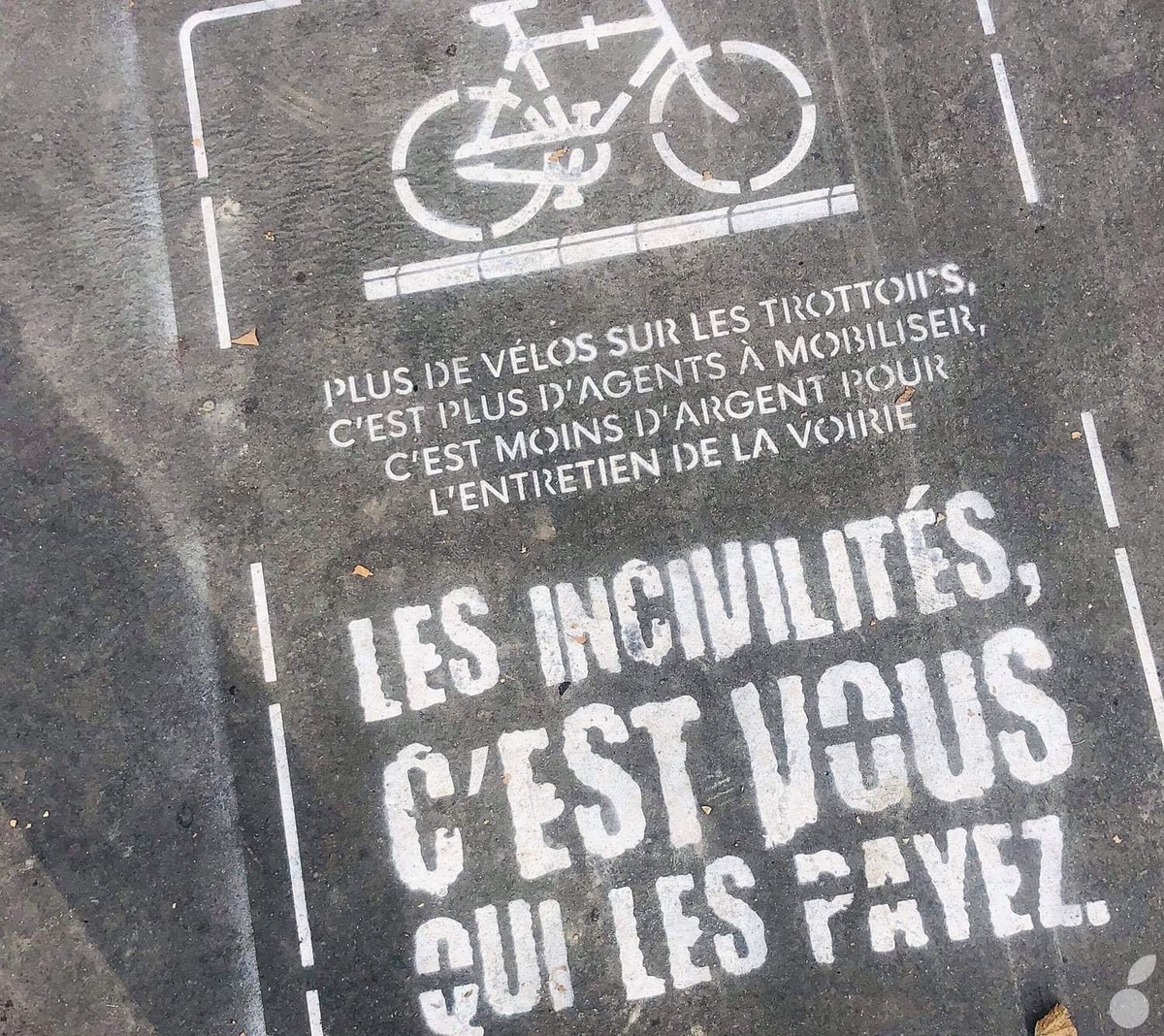 Redevances, fourrière, PV contre les incivilités à trottinette (à quand le « Code du trottoir » ?)