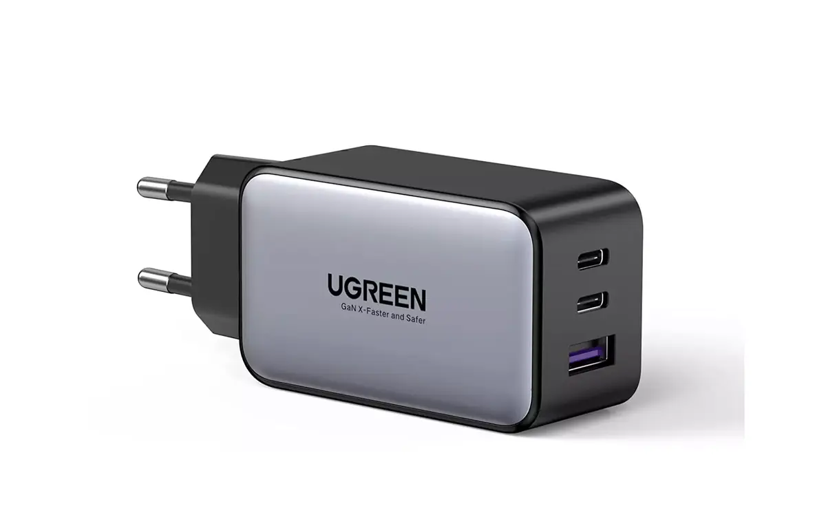 Le chargeur 65W Ugreen USB-C/USB-A à 47€ (-15%), parfait pour les vacances