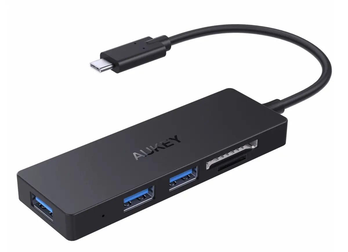 Promos : MacBook Pro 2018, Hub USB-C Aukey à 11,99€