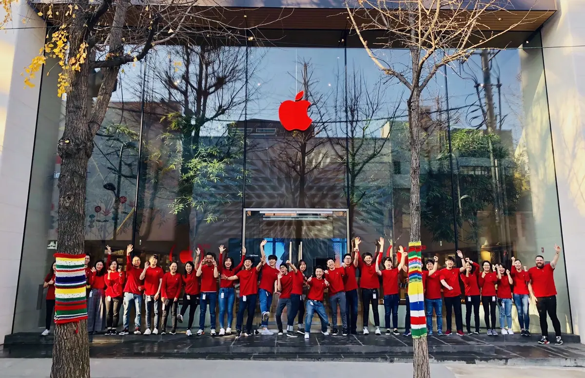 Les Apple Store se parent de rouge pour lutter contre le SIDA