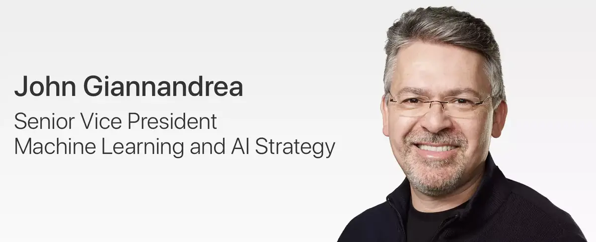 Siri a un nouveau Senior VP, John Giannandrea (ex Google)