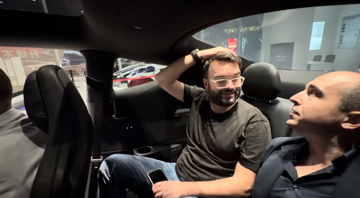 J&rsquo;ai enfin vu le Tesla Model Y L 6 places, parfait pour les familles&nbsp;? (vid&eacute;o)