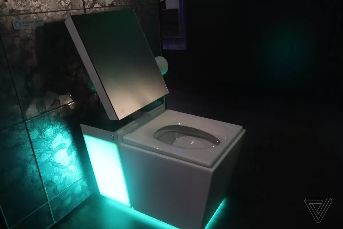 #CES insolite : WC intelligents, haut parleur en béton, moissonneuse autonome...