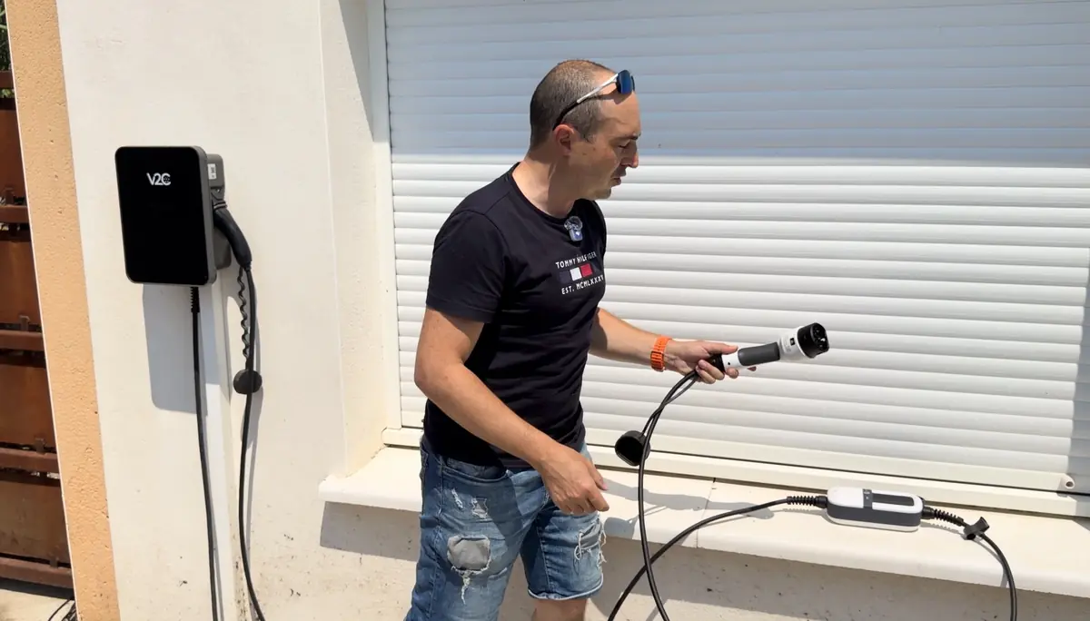 Test du Rheidon P200 3K6&nbsp;: le meilleur chargeur mobile pour voiture &eacute;lectrique en 2026&nbsp;?