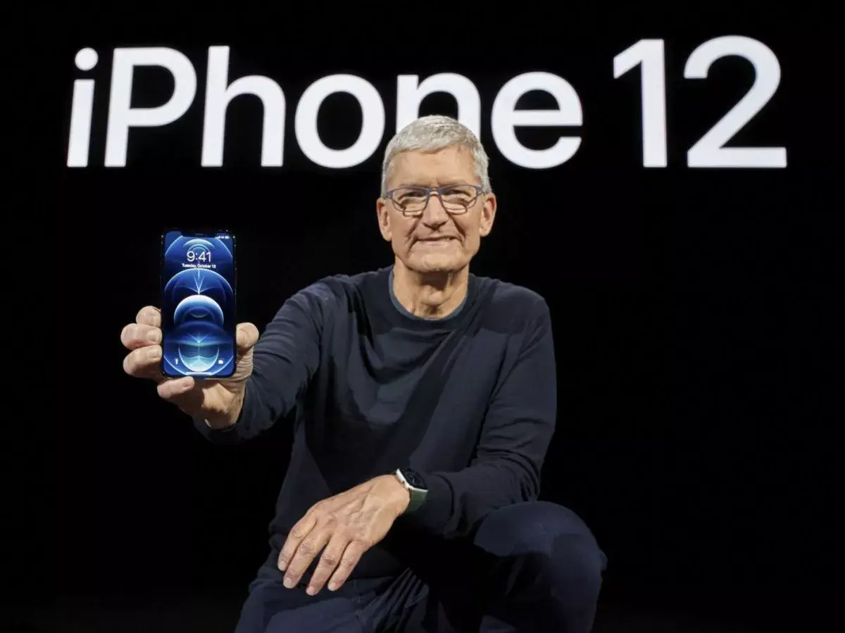 iPhone 12 Tim Cook DAS France