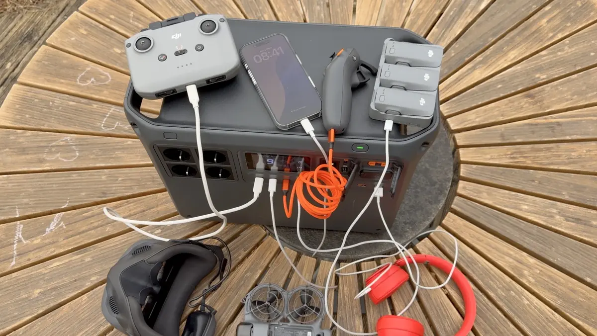 Test DJI Power 2000&nbsp;: cette batterie nomade peut m&ecirc;me charger... votre maison&nbsp;!