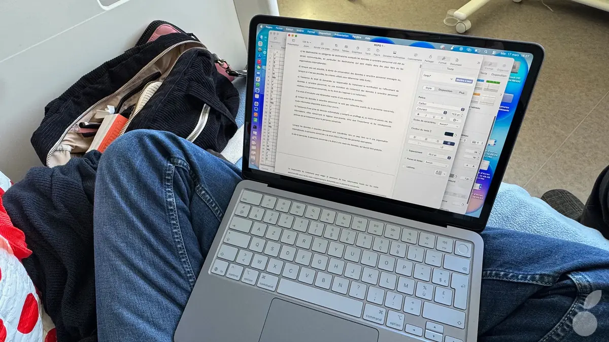 En tailleur, en centre de soins