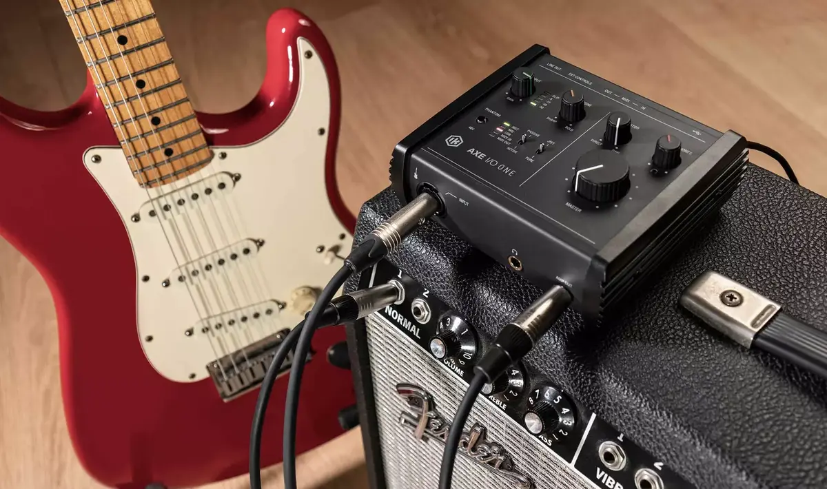 Une intéressante interface audio pour guitaristes avec l'Axe I/O One d'IK Multimedia