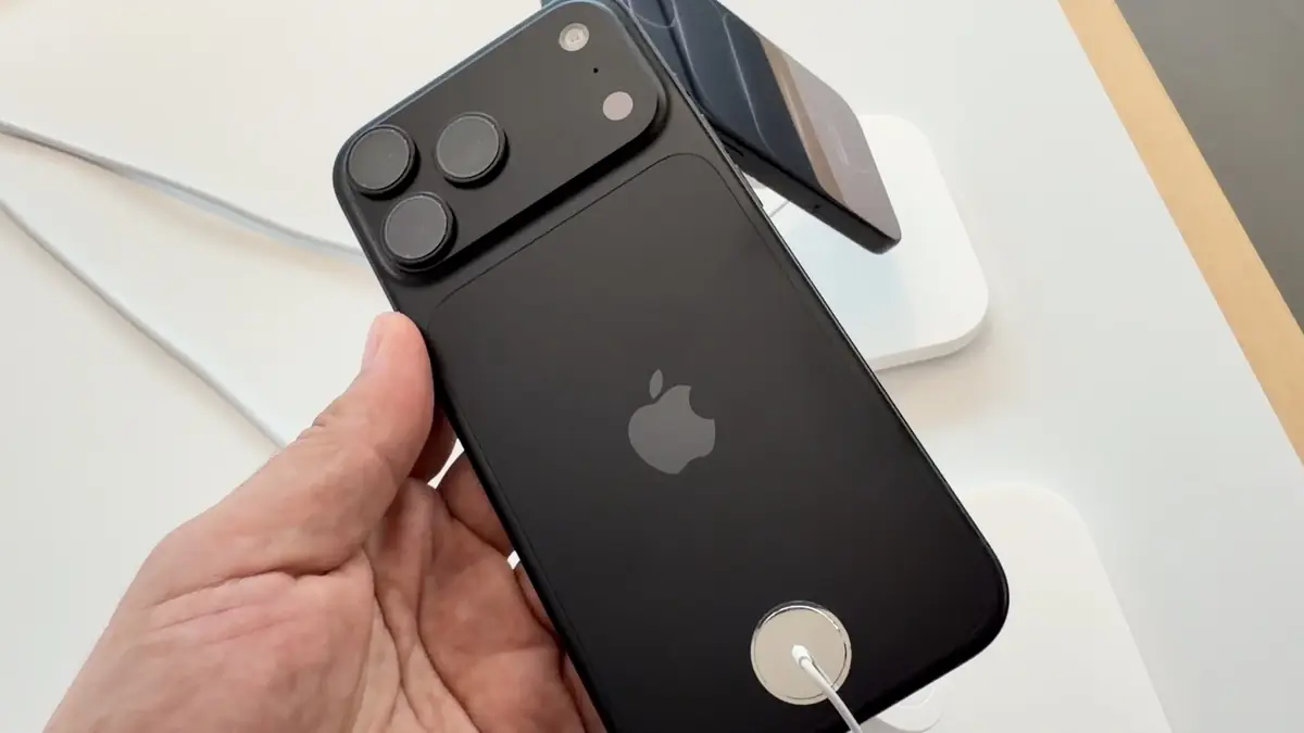 iPhone 18 Pro&nbsp;: nos d&eacute;ballages, tests du WiFi 7, chargeurs, et nouvelles couleurs&nbsp;!
