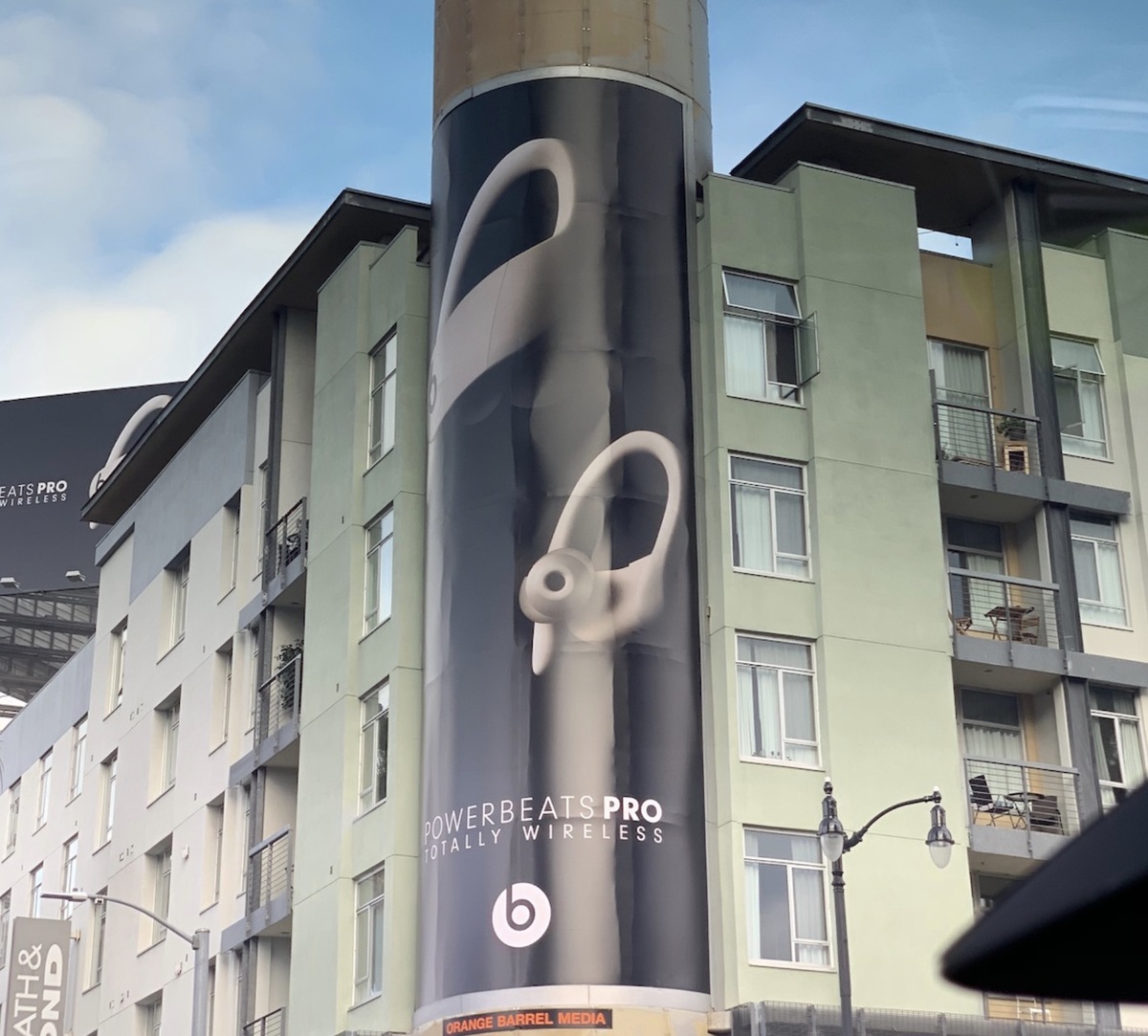 Les PowerBeats Pro libérés de leur fil s'affichent à LA avant l'annonce officielle