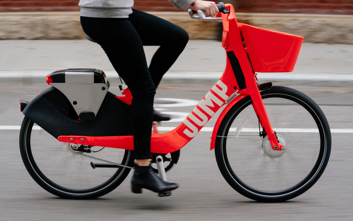 Free floating : Uber (Jump) déploie 1000 vélos et trottinettes dans Paris