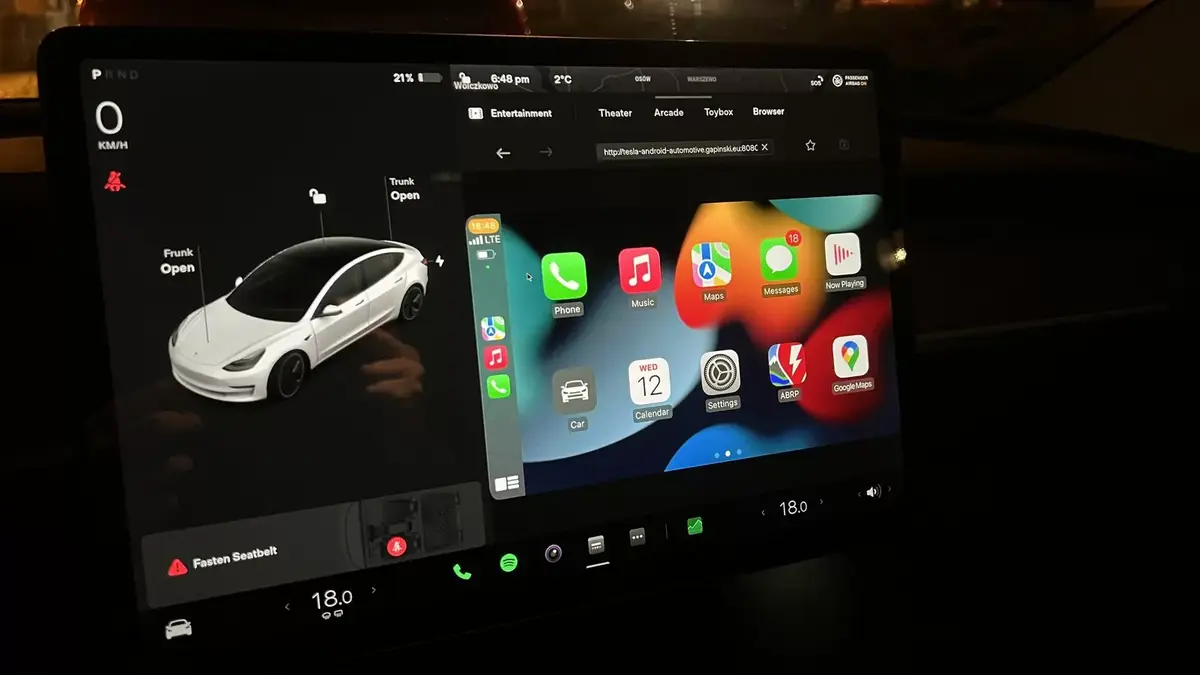 CarPlay chez Tesla : la bidouille fonctionne via Android, mais reste alambiquée