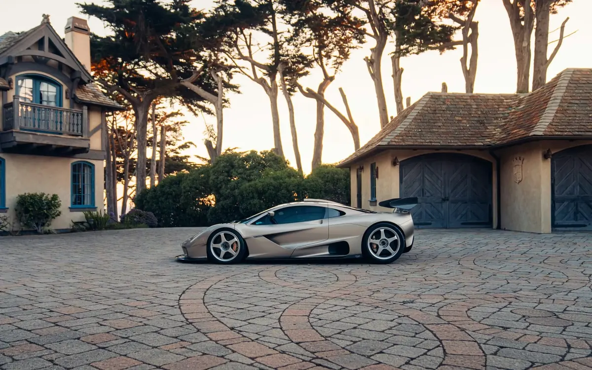 Une Gordon Murray S1 LM devient la voiture neuve la plus chère vendue aux enchères