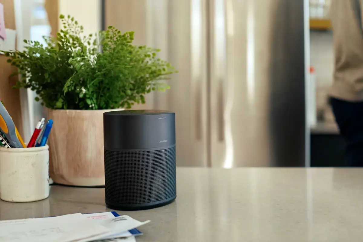 Bose lance une enceinte compacte avec AirPlay 2 et Google Assistant