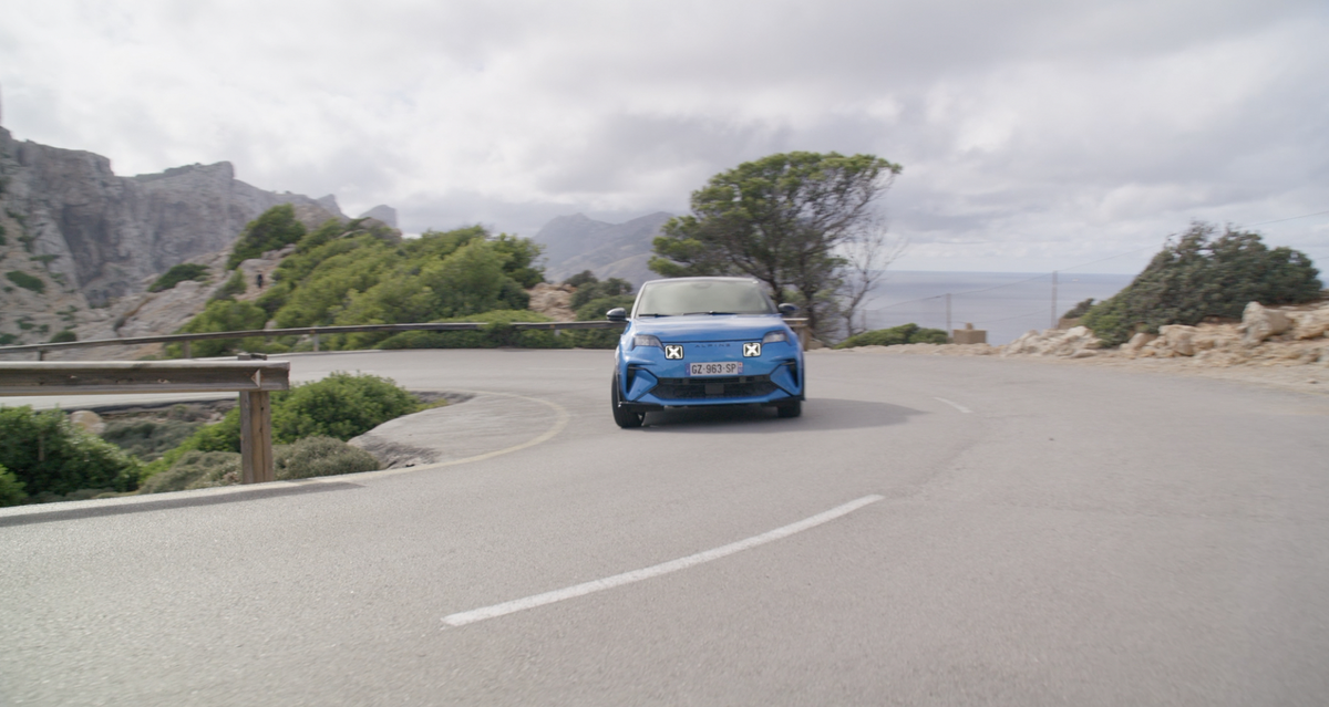 Essai Alpine A290 : enfin une bombinette électrique française !