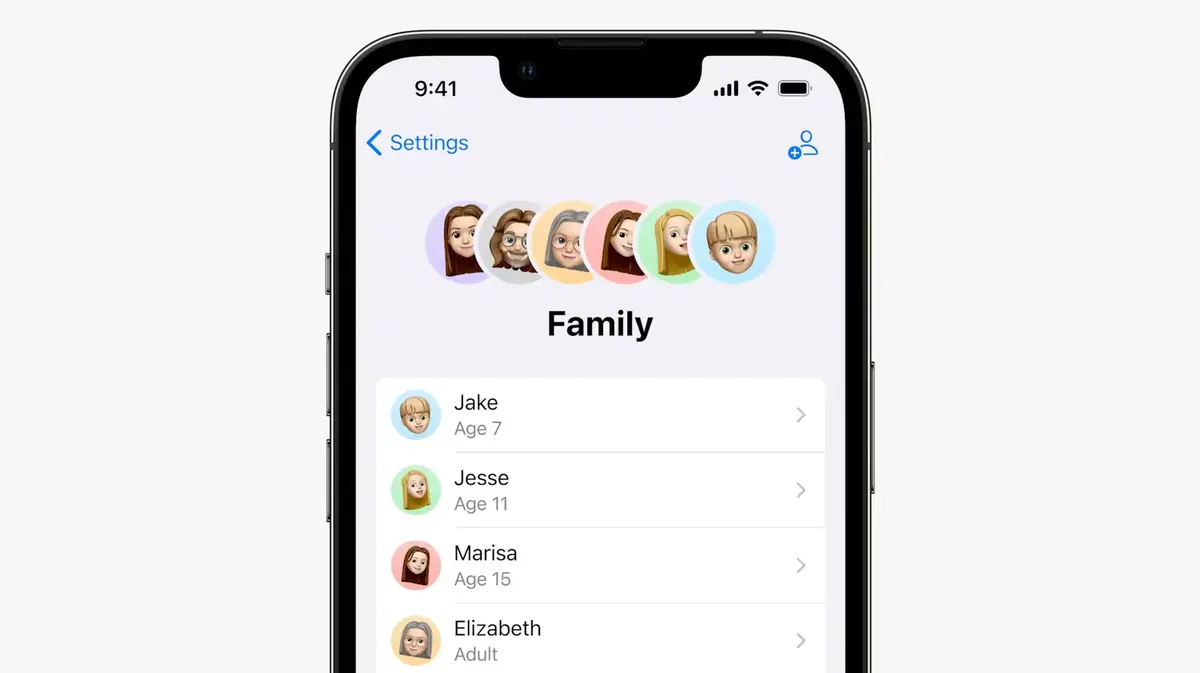 iOS 16 : plus de personnalisation, annulation des messages, CarPlay amélioré