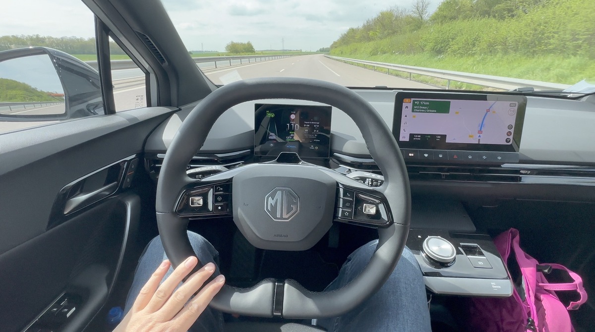 Essai MG4 Luxury : prix, autonomie, recharge... la meilleure voiture électrique abordable de 2023 ?