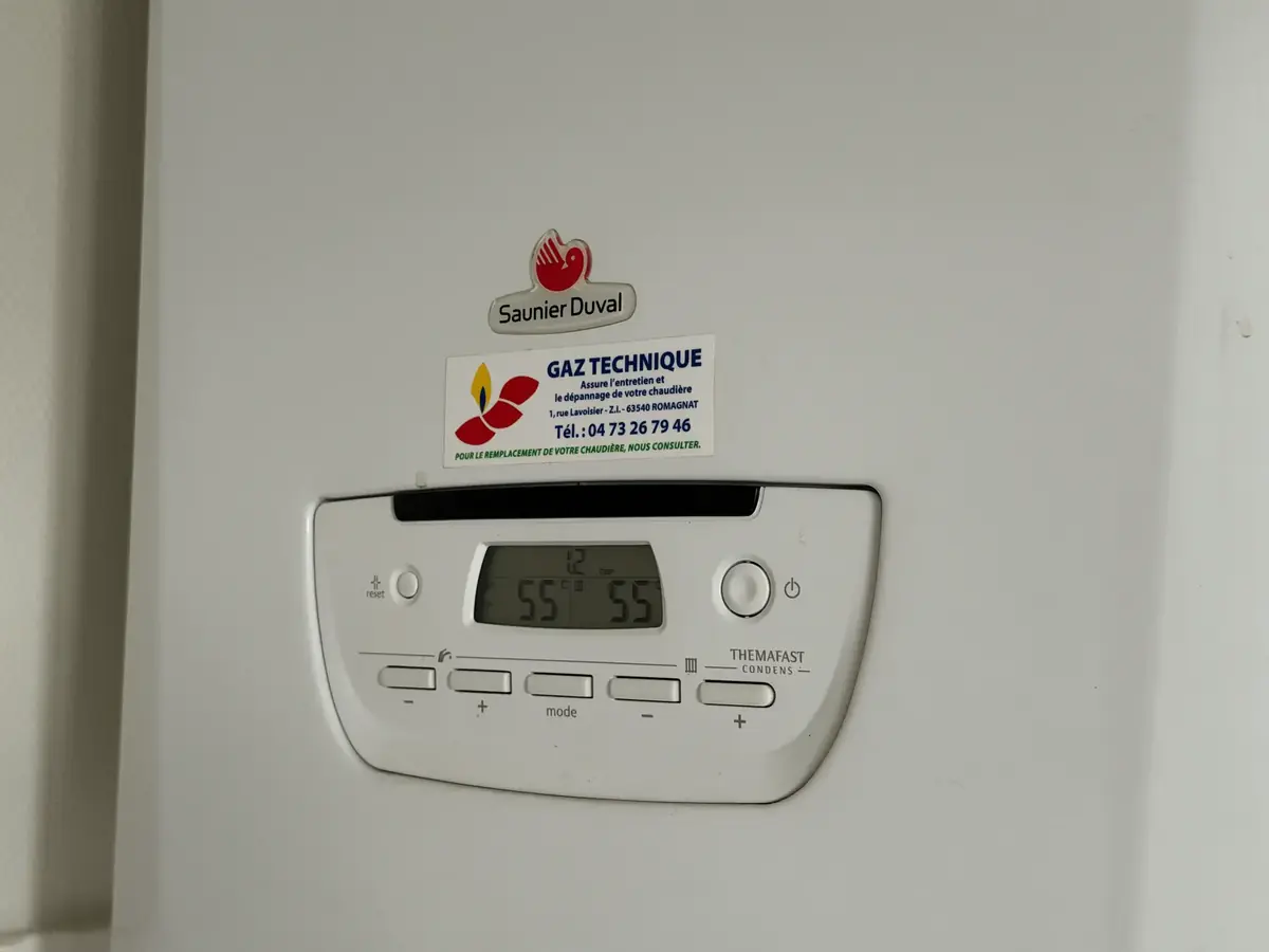 Le Sénat vote une baisse de la taxe sur l'électricité et une hausse sur le gaz dès 2026