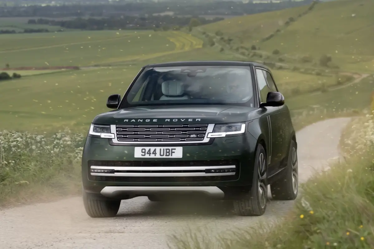 Range Rover Electric&nbsp;: jusqu'&agrave; 611 km d'autonomie, 350 kW en charge pour 161 500 euros