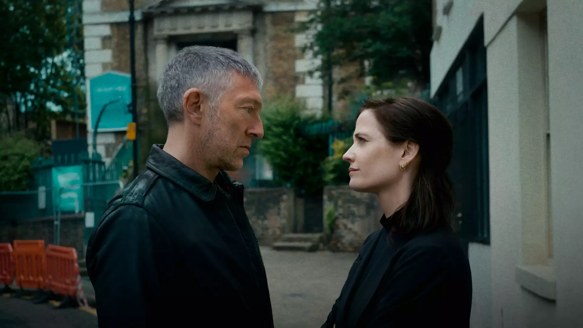 Apple TV+ : Vincent Cassel et Eva Green dans Liaison ! Hugh Laurie (Dr House) dans Téhéran !