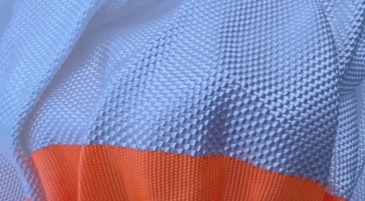 On a plant&eacute; une Polestar 4 Propulsion dans la neige pour tester les chaussettes ISSE (vid&eacute;o)