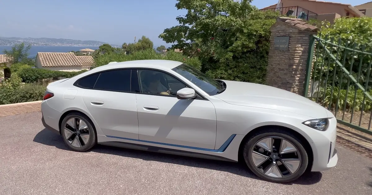 Essai BMW i4 eDrive 40 : autonomie d'une Tesla, conduite et finitions BMW !