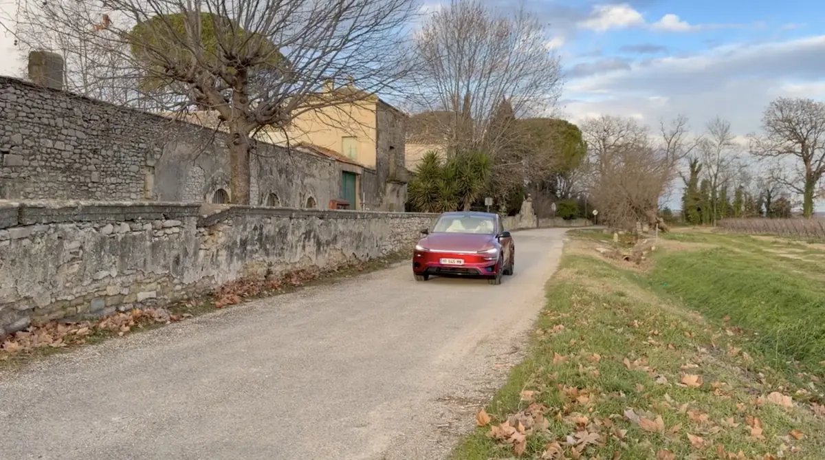 Audi SQ6 ou Model Y Performance&nbsp;? On les compare&nbsp;(en vid&eacute;o)&nbsp;!