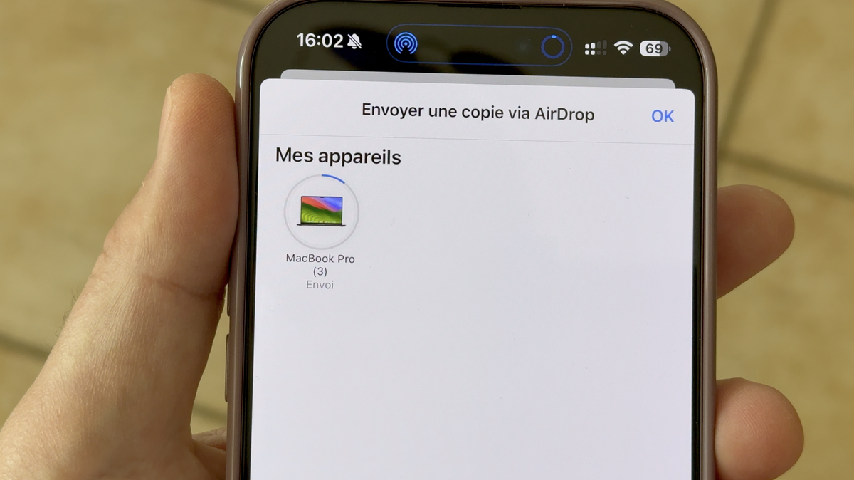 Test iPhone 16 Pro : vraiment en retard face au Google Pixel 9 Pro ?