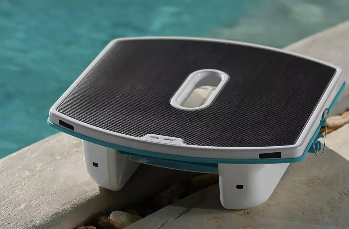 Dolphin Skimmi robot nettoyeur de surface solaire piscine