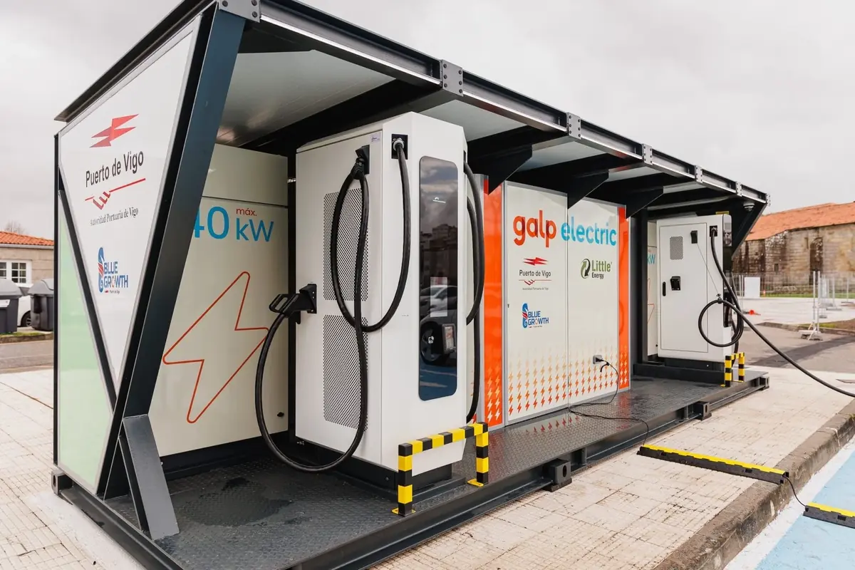 Des batteries de Nissan Leaf reconverties pour alimenter des bornes ultra-rapides en Espagne