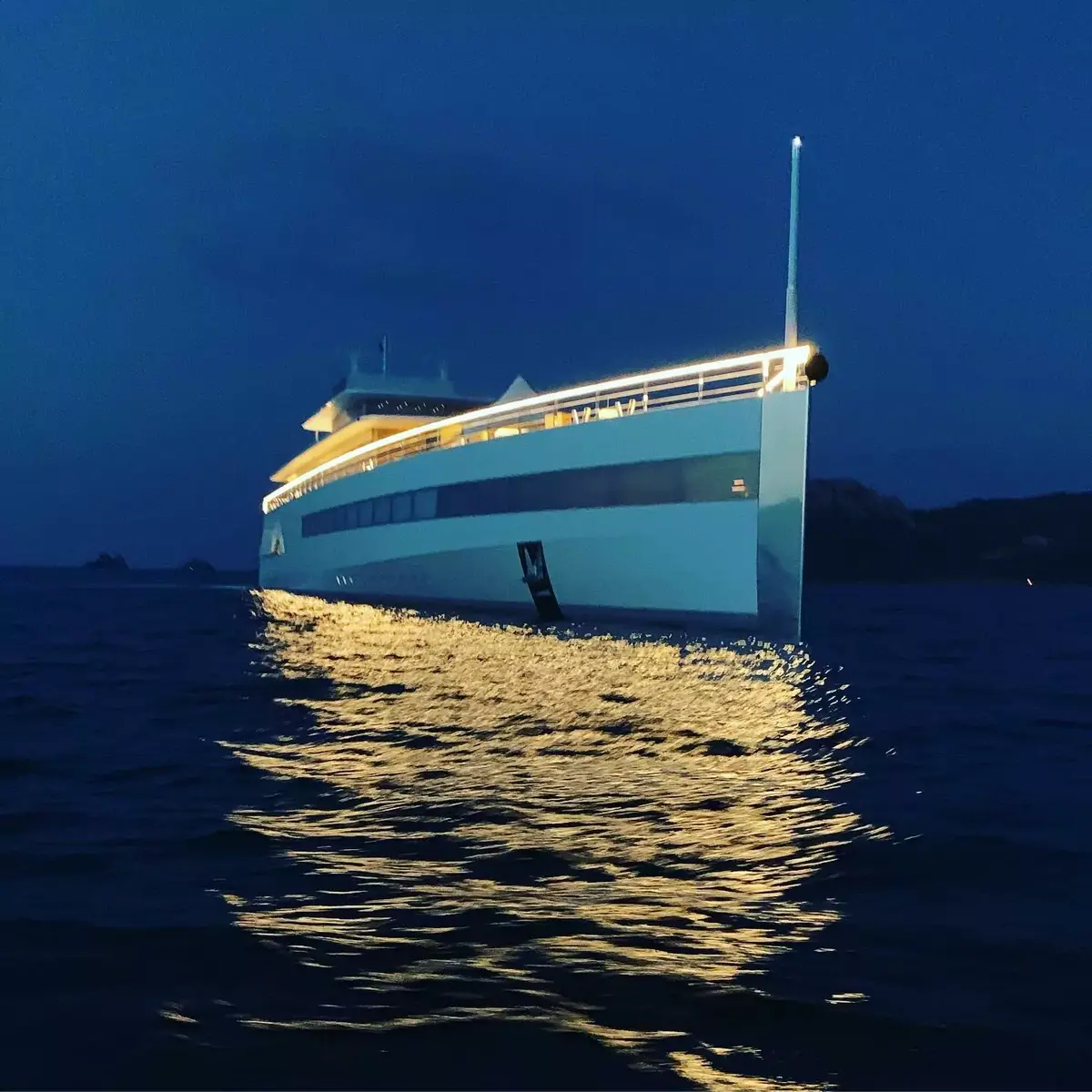 Le yacht de Steve Jobs visible dans le sud de la France (La Ciotat, Porquerolles)