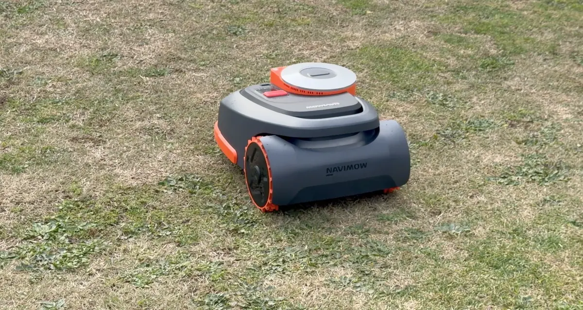Test Navimow H206&nbsp;: un robot-tondeuse avec LIDAR et AirTag int&eacute;gr&eacute;s pour les grands jardins&nbsp;!