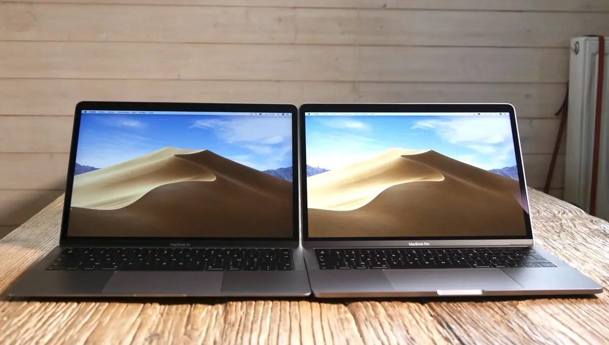 MacBook Air mi-2019 : True Tone en action, luminosité max vs MacBook Pro 13"