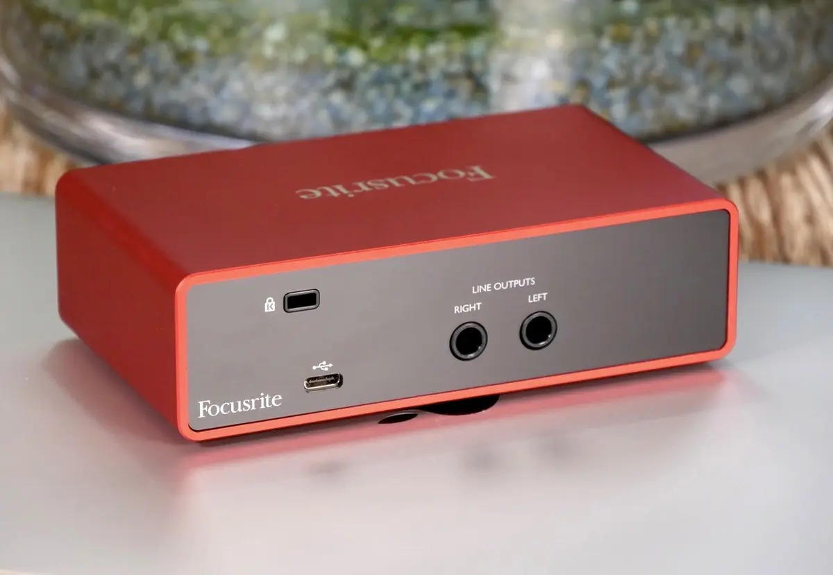 Test express Focusrite Solo Studio Gen3 : un pack à 229€ pour aborder la M.A.O